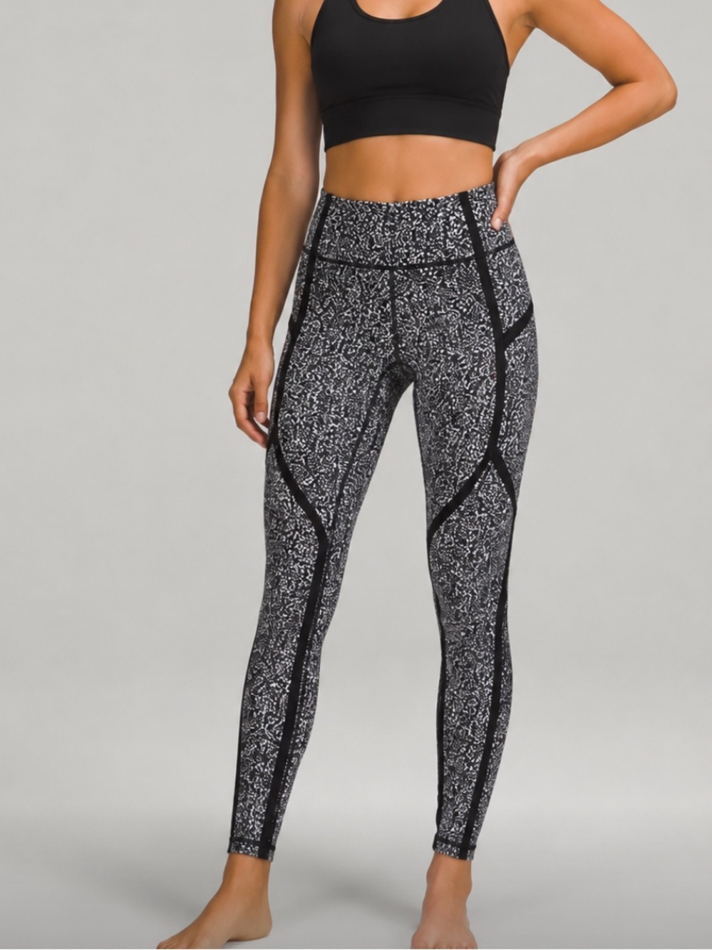Lululemon Athletica Black and Gray Textured Leggings